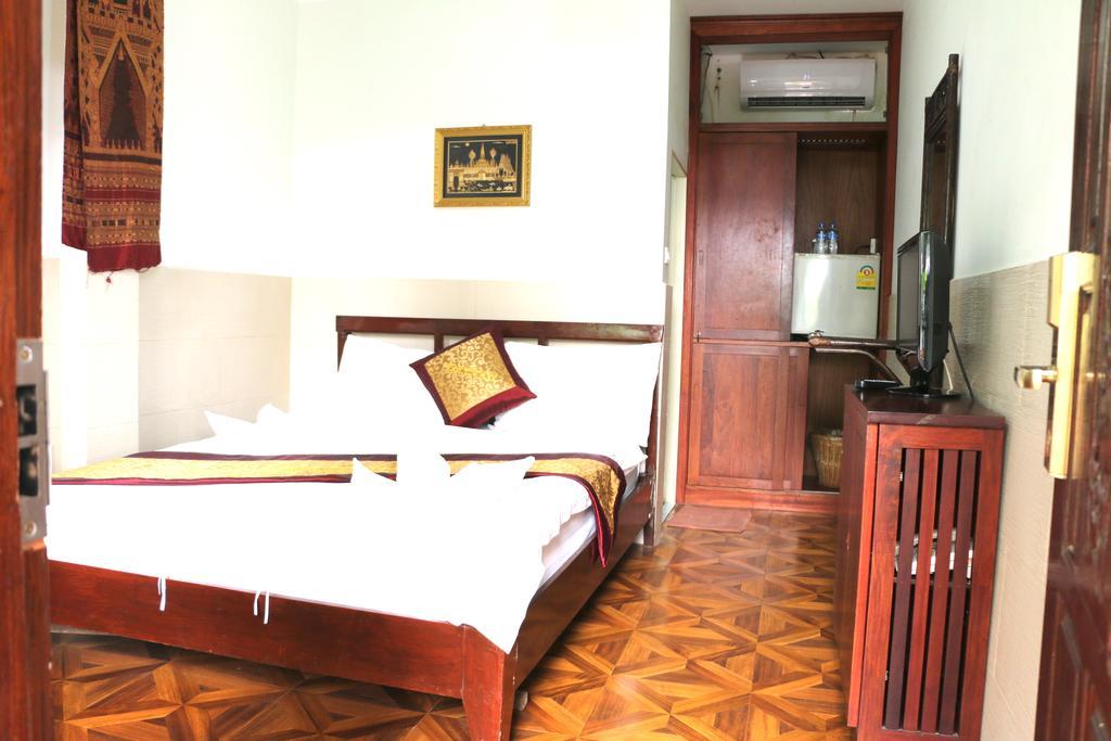 Mali Namphu Hotel Vientiane Dış mekan fotoğraf