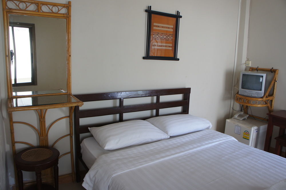 Mali Namphu Hotel Vientiane Dış mekan fotoğraf